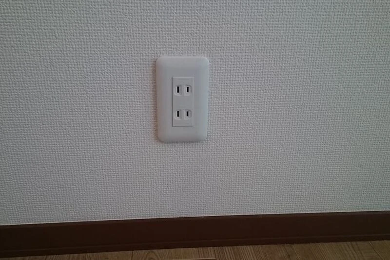 コンセント回り　クロスメイク　施工後　茅ケ崎市　T邸 (2)